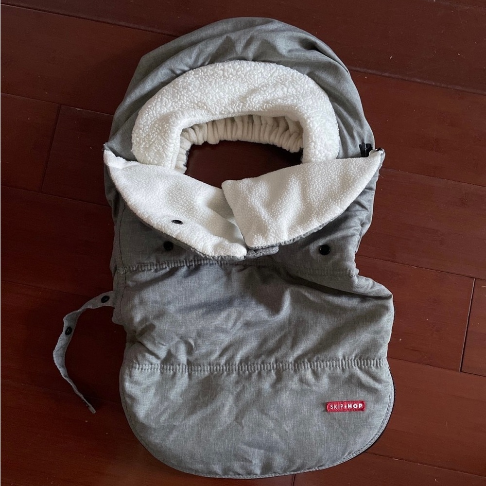 Skip hop footmuff